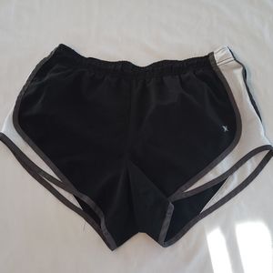 Xersion black and white running shorts women's small